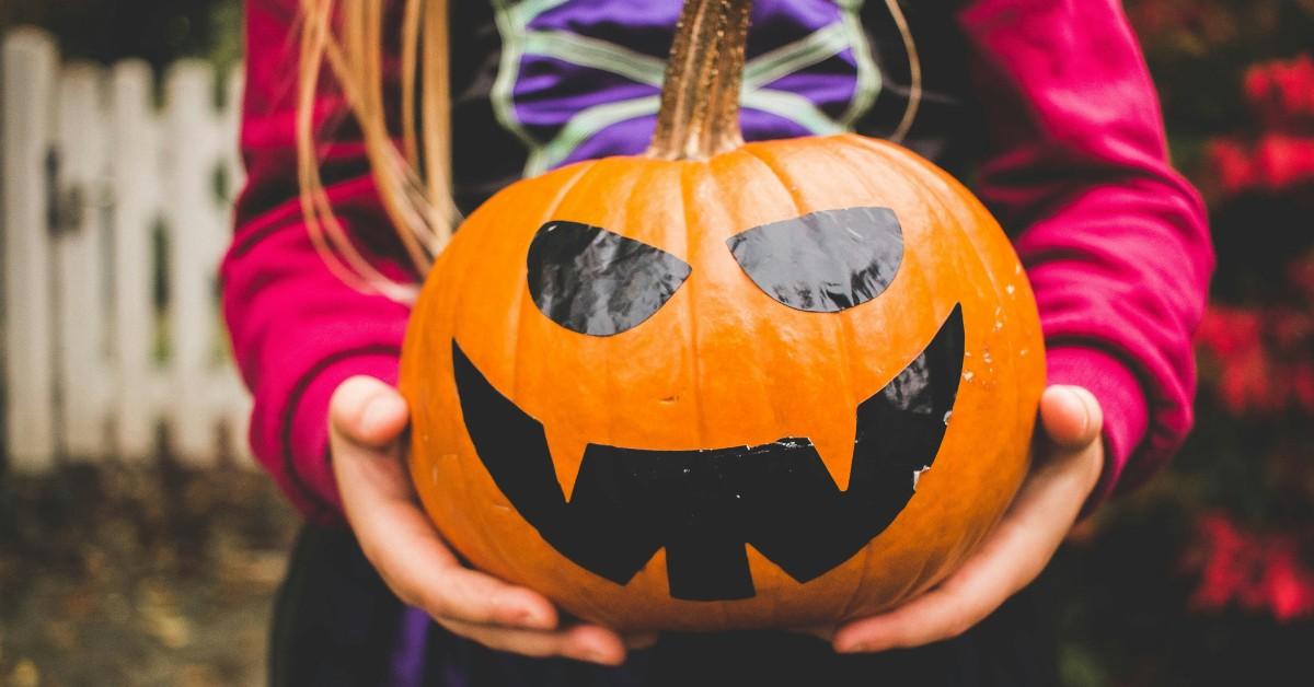 Halloween Poems for Youngsters and College school college students to Get Festive